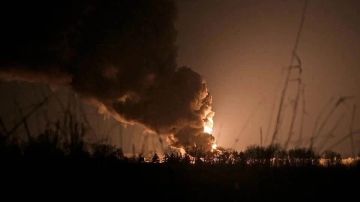 ВС России поразили помогающие ВСУ НПЗ и табачную фабрику в Кременчуге